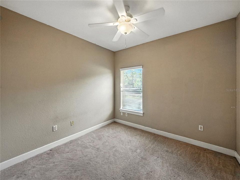 For Sale: $240,000 (3 beds, 2 baths, 1560 Square Feet)