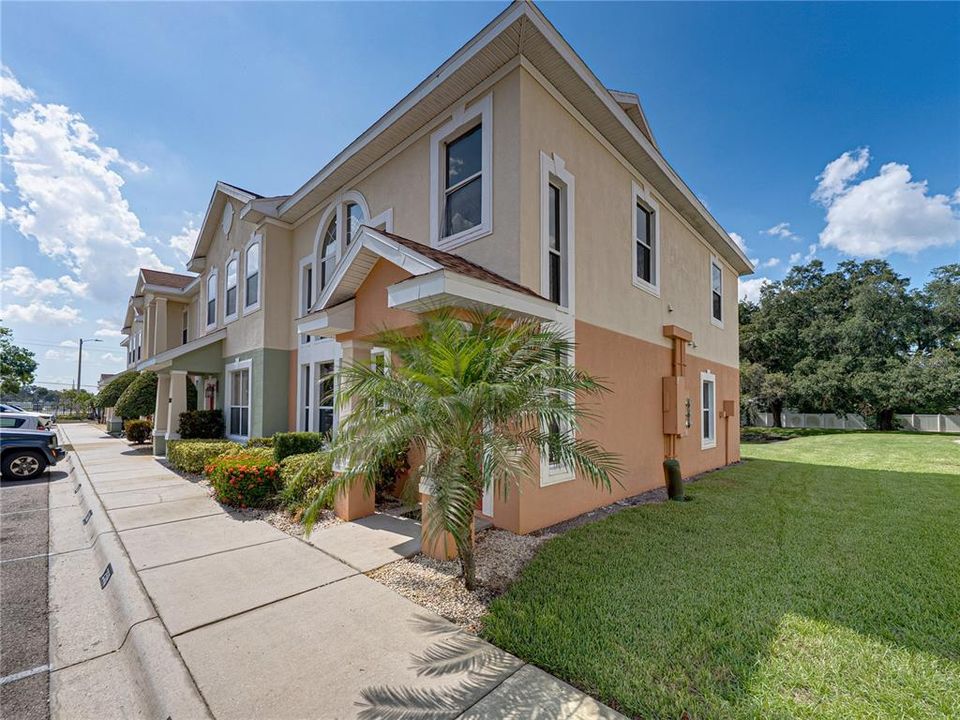 For Sale: $240,000 (3 beds, 2 baths, 1560 Square Feet)