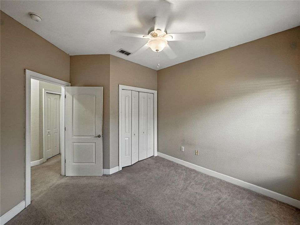 For Sale: $240,000 (3 beds, 2 baths, 1560 Square Feet)