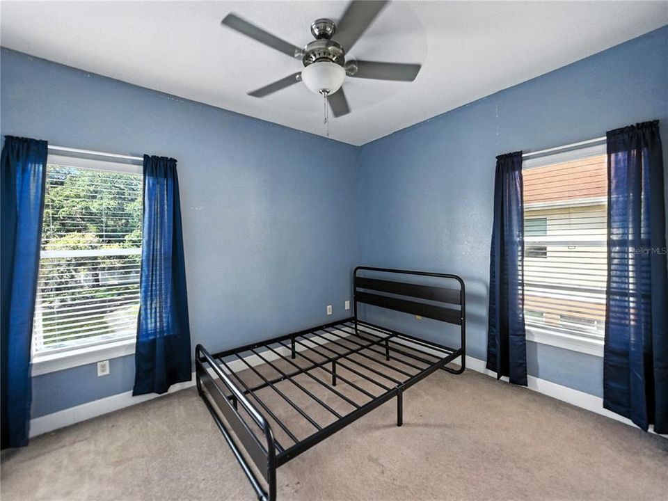 For Sale: $240,000 (3 beds, 2 baths, 1560 Square Feet)