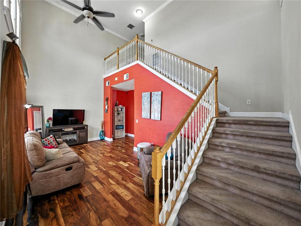 For Sale: $240,000 (3 beds, 2 baths, 1560 Square Feet)