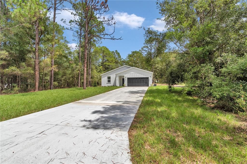 合同活跃: $320,000 (3 贝兹, 2 浴室, 1543 平方英尺)