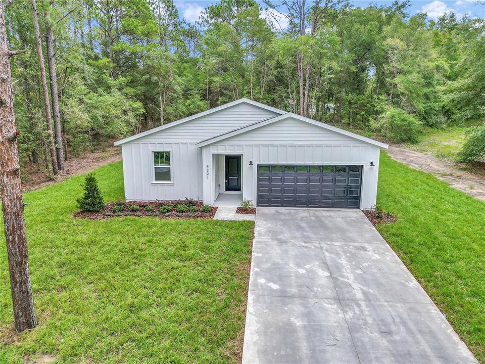 合同活跃: $320,000 (3 贝兹, 2 浴室, 1543 平方英尺)