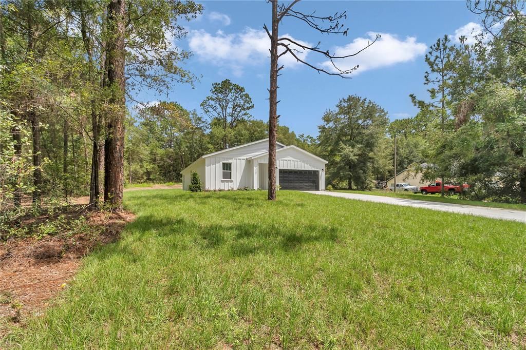 合同活跃: $320,000 (3 贝兹, 2 浴室, 1543 平方英尺)