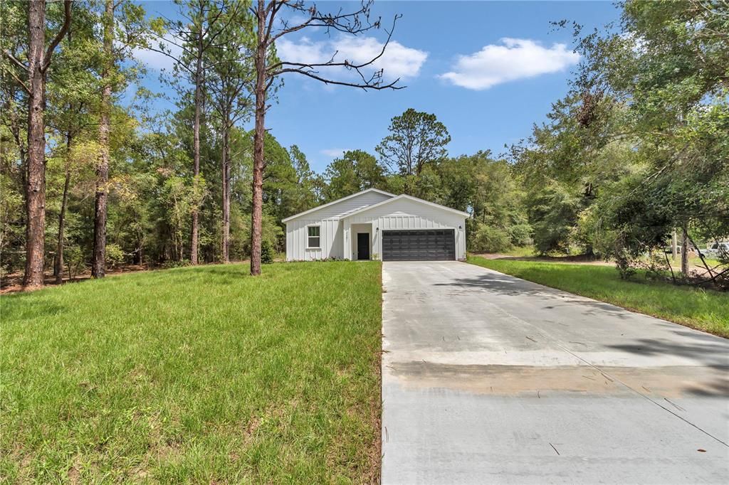 合同活跃: $320,000 (3 贝兹, 2 浴室, 1543 平方英尺)