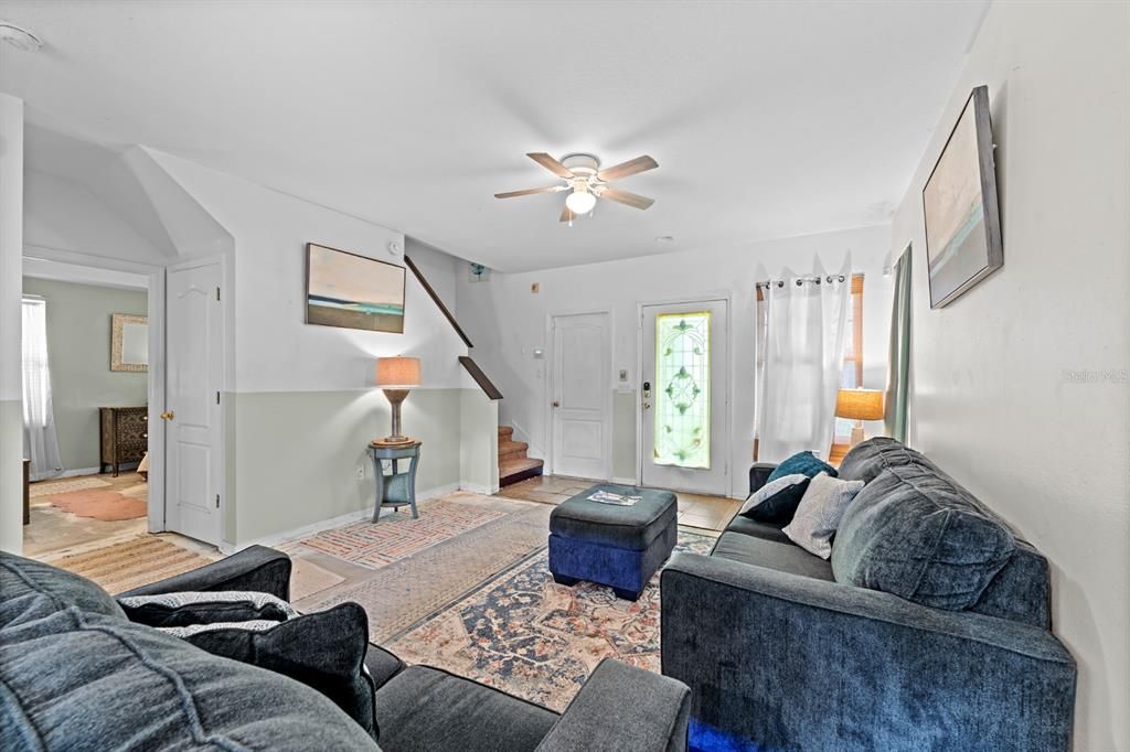 Active With Contract: $299,900 (4 beds, 2 baths, 1754 Square Feet)