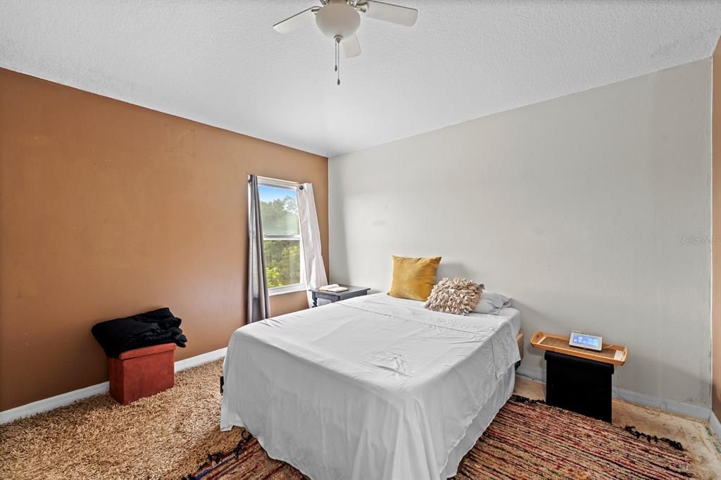 Active With Contract: $299,900 (4 beds, 2 baths, 1754 Square Feet)