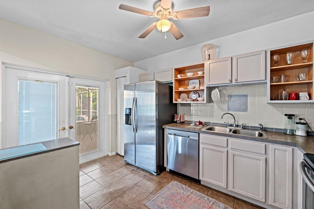 Active With Contract: $299,900 (4 beds, 2 baths, 1754 Square Feet)