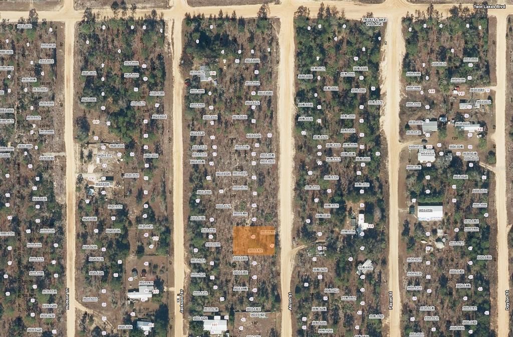 For Sale: $6,000 (0.22 acres)