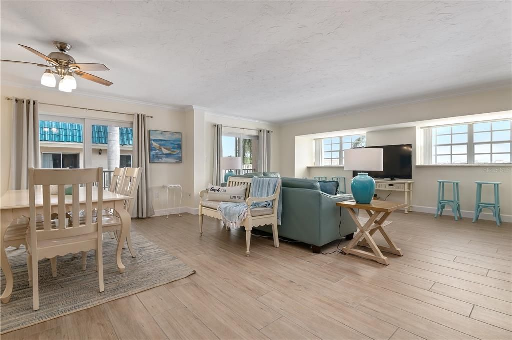 For Rent: $10,500 (2 beds, 2 baths, 1270 Square Feet)