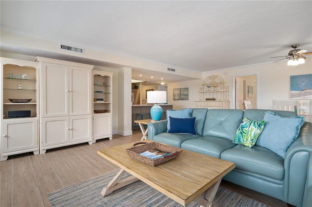 For Rent: $10,500 (2 beds, 2 baths, 1270 Square Feet)