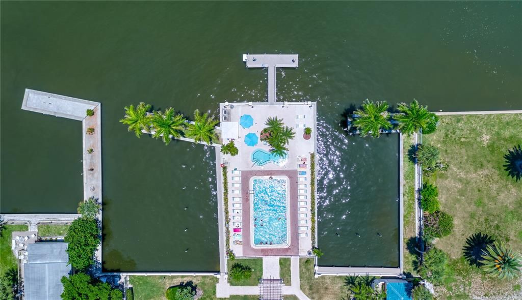 For Rent: $10,500 (2 beds, 2 baths, 1270 Square Feet)