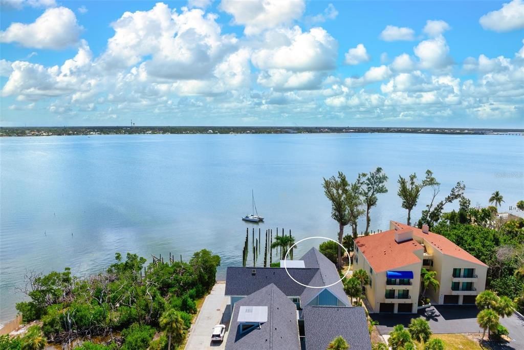 For Sale: $585,000 (3 beds, 2 baths, 1408 Square Feet)