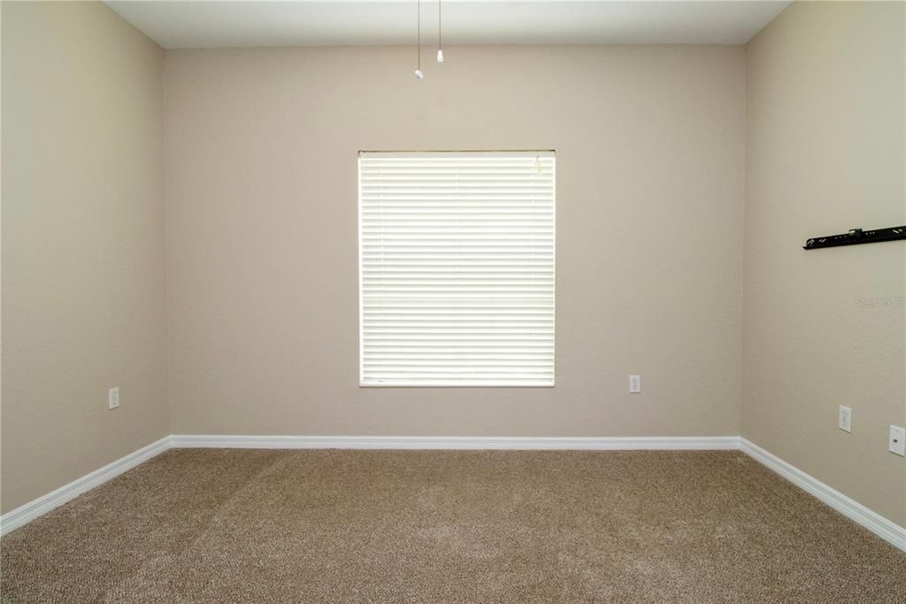 Active With Contract: $259,900 (2 beds, 2 baths, 1352 Square Feet)