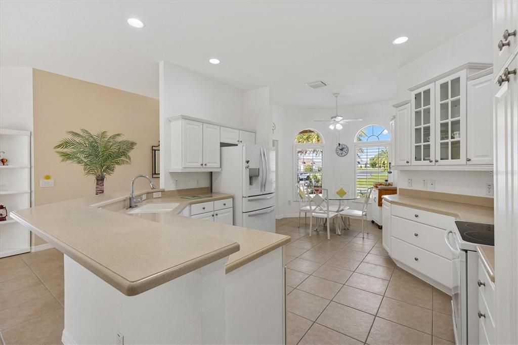 待售: $639,900 (3 贝兹, 2 浴室, 1927 平方英尺)