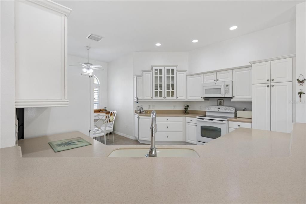 待售: $639,900 (3 贝兹, 2 浴室, 1927 平方英尺)