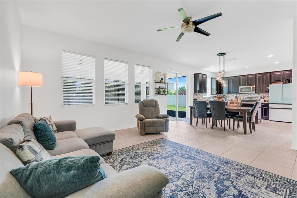 Active With Contract: $395,000 (3 beds, 2 baths, 2070 Square Feet)