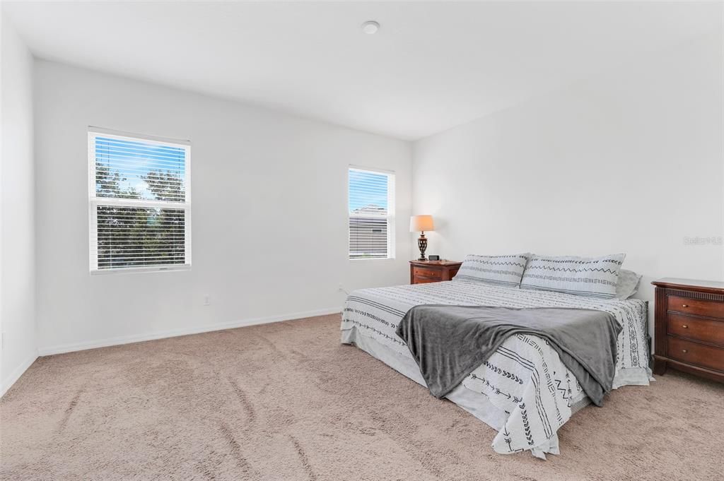 Active With Contract: $395,000 (3 beds, 2 baths, 2070 Square Feet)