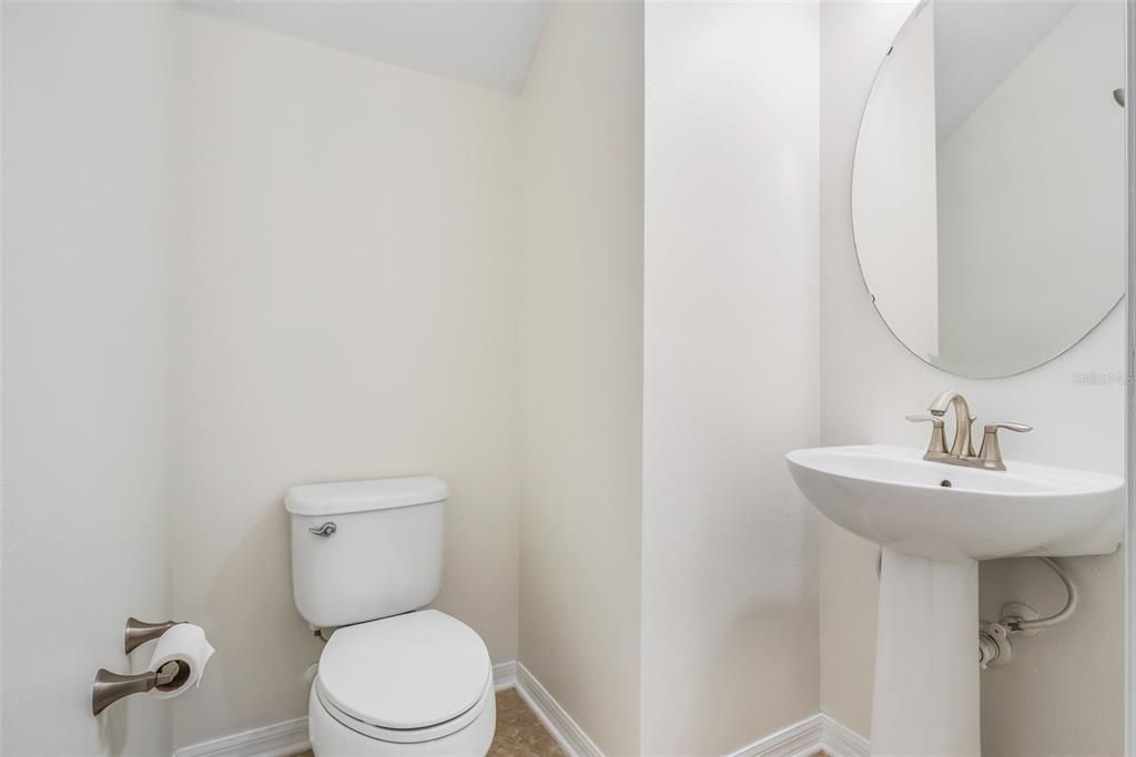 Active With Contract: $395,000 (3 beds, 2 baths, 2070 Square Feet)