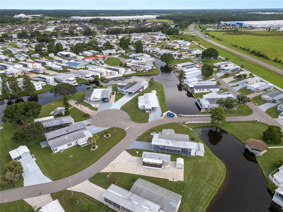 На продажу: $195,000 (2 спален, 2 ванн, 1404 Квадратных фут)