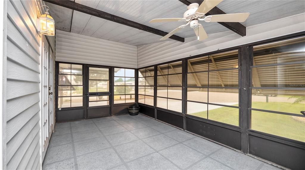 На продажу: $195,000 (2 спален, 2 ванн, 1404 Квадратных фут)