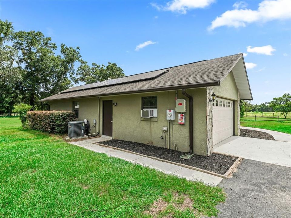 En Venta: $700,000 (3 camas, 2 baños, 1735 Pies cuadrados)