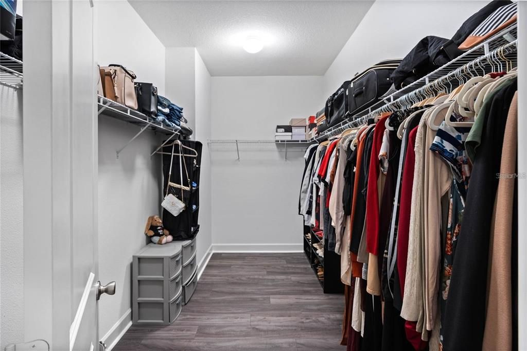 Active With Contract: $440,000 (3 beds, 2 baths, 2191 Square Feet)