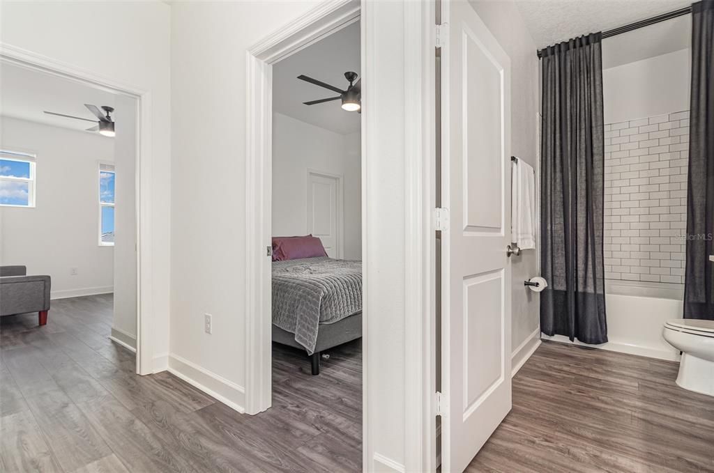 Active With Contract: $440,000 (3 beds, 2 baths, 2191 Square Feet)