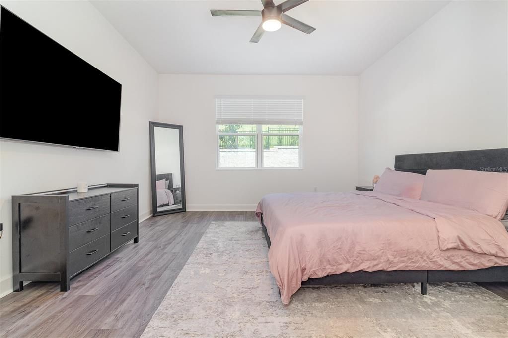 Active With Contract: $440,000 (3 beds, 2 baths, 2191 Square Feet)