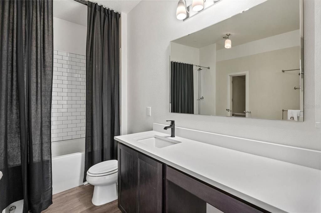 Active With Contract: $440,000 (3 beds, 2 baths, 2191 Square Feet)