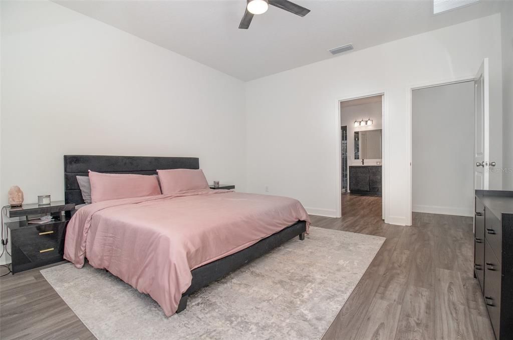 Active With Contract: $440,000 (3 beds, 2 baths, 2191 Square Feet)