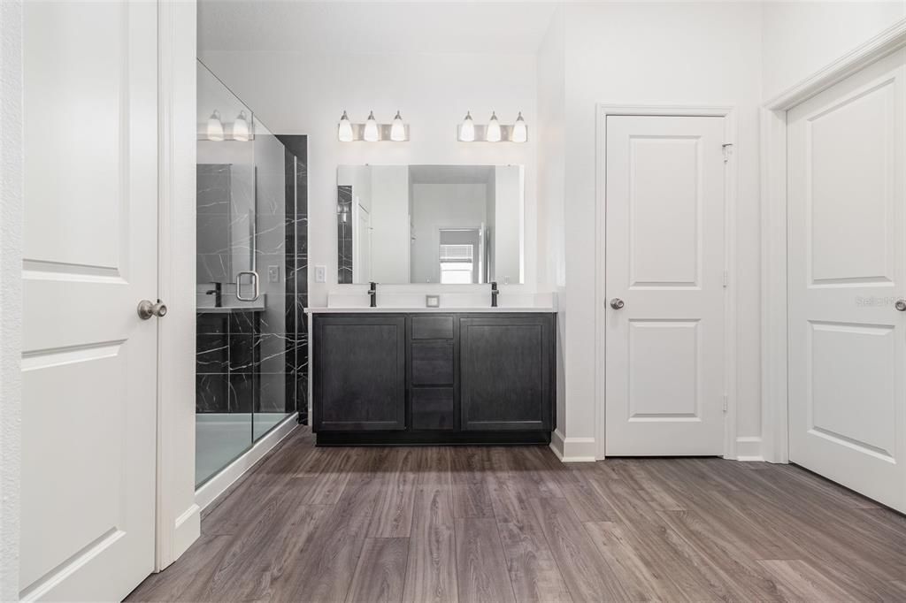 Active With Contract: $440,000 (3 beds, 2 baths, 2191 Square Feet)