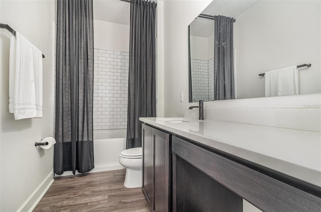 Active With Contract: $440,000 (3 beds, 2 baths, 2191 Square Feet)