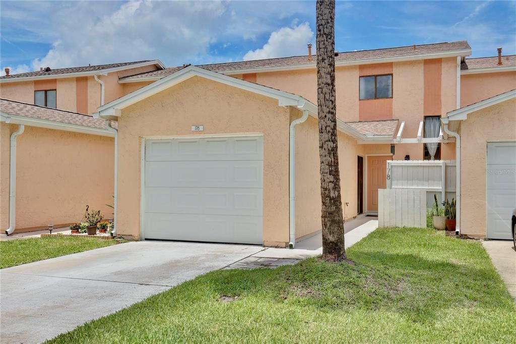 En Venta: $242,000 (2 camas, 1 baños, 1190 Pies cuadrados)