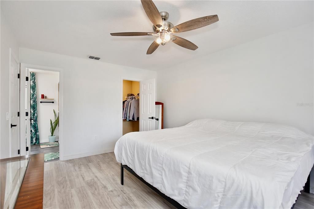 En Venta: $242,000 (2 camas, 1 baños, 1190 Pies cuadrados)