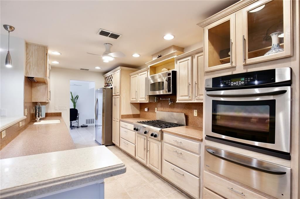 En Venta: $242,000 (2 camas, 1 baños, 1190 Pies cuadrados)