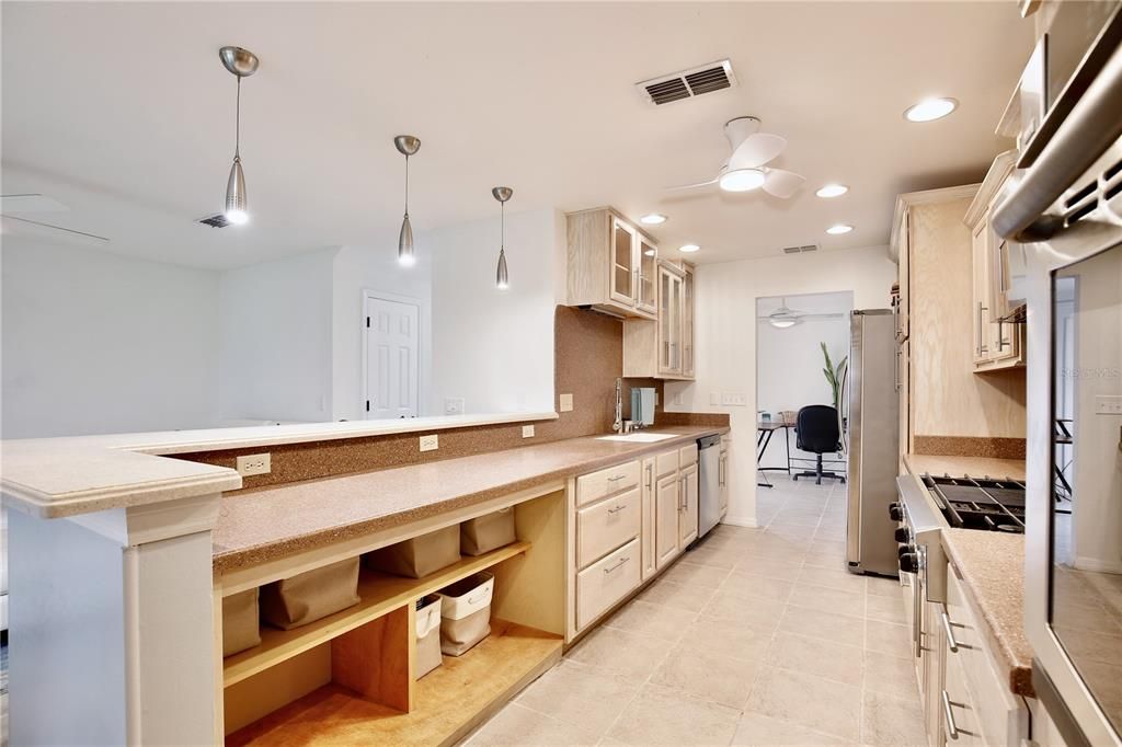 En Venta: $242,000 (2 camas, 1 baños, 1190 Pies cuadrados)