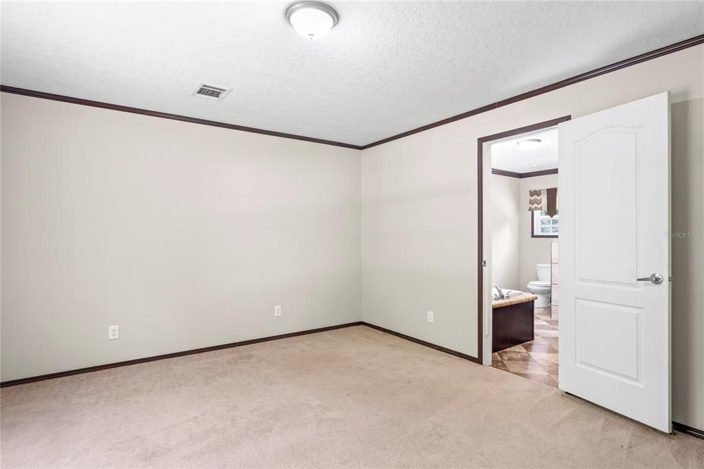 待售: $280,000 (3 贝兹, 2 浴室, 1512 平方英尺)