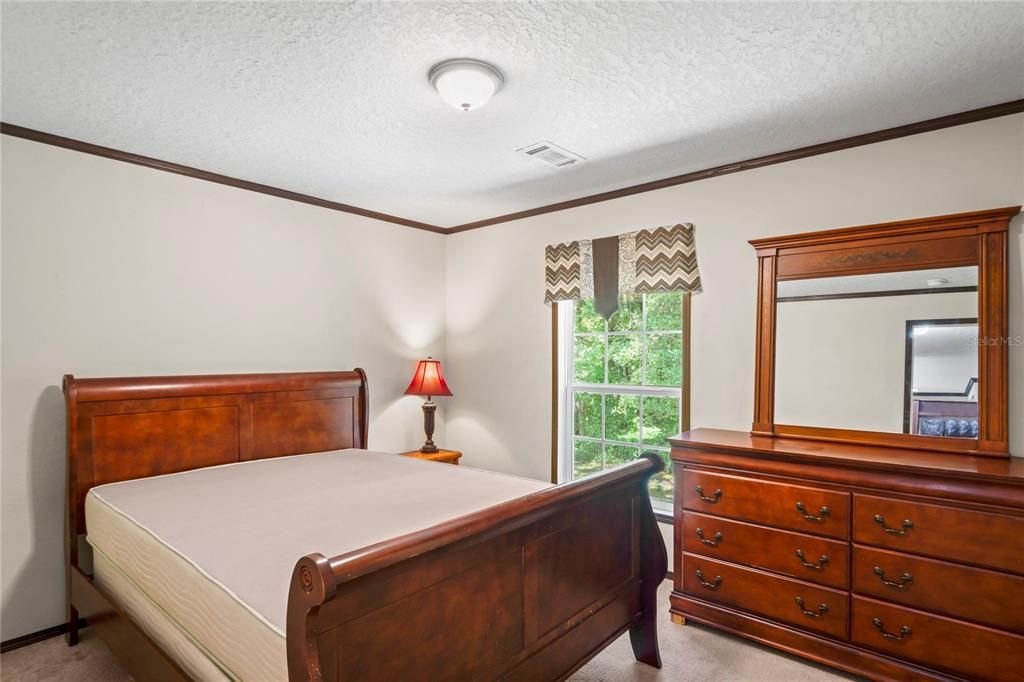 待售: $280,000 (3 贝兹, 2 浴室, 1512 平方英尺)