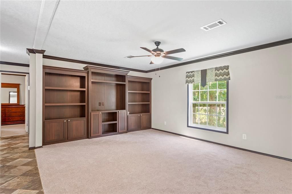 待售: $280,000 (3 贝兹, 2 浴室, 1512 平方英尺)