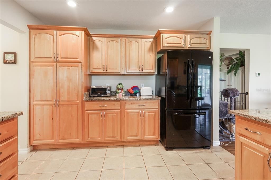 For Sale: $375,000 (3 beds, 2 baths, 2016 Square Feet)