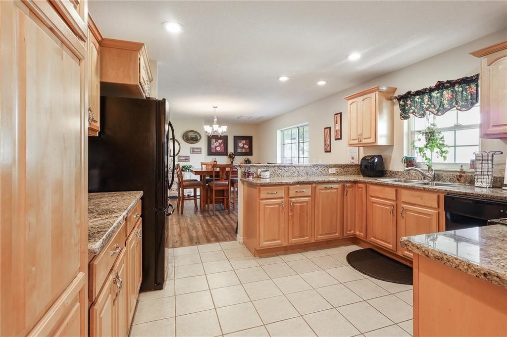 For Sale: $375,000 (3 beds, 2 baths, 2016 Square Feet)