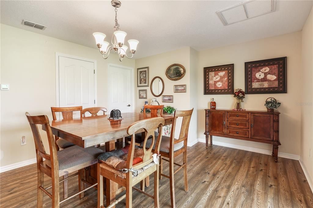 For Sale: $375,000 (3 beds, 2 baths, 2016 Square Feet)