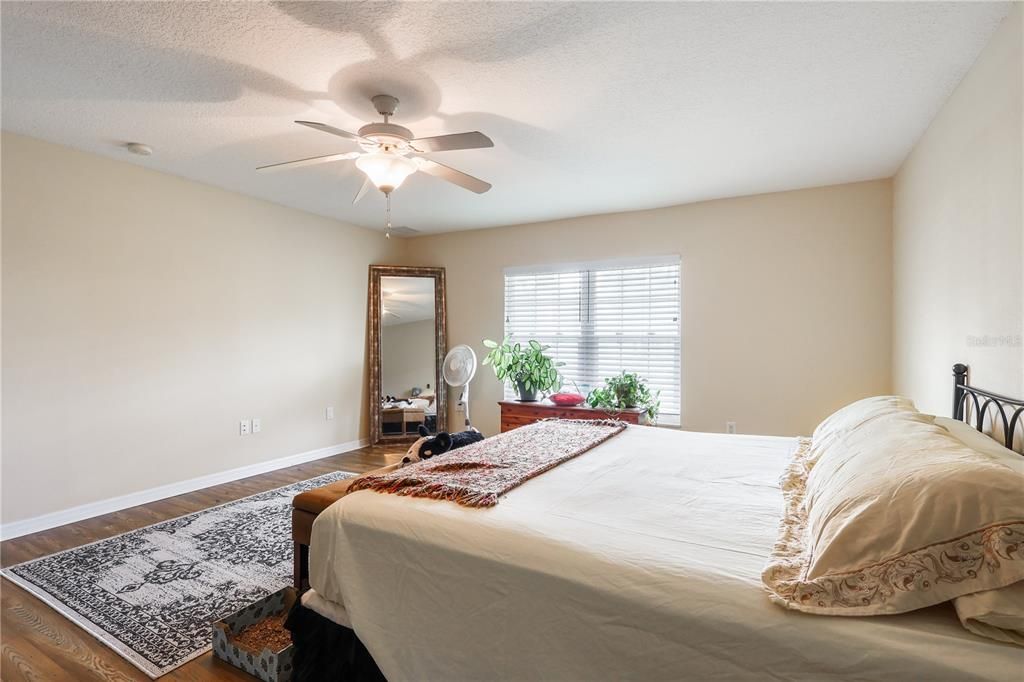 For Sale: $375,000 (3 beds, 2 baths, 2016 Square Feet)