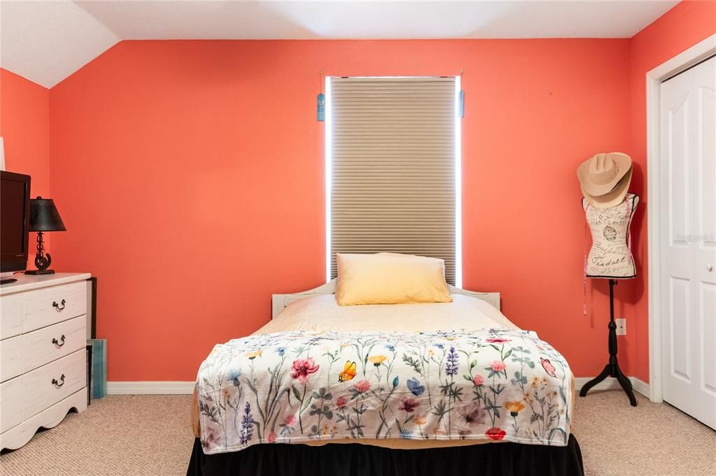 For Sale: $375,000 (3 beds, 2 baths, 2016 Square Feet)