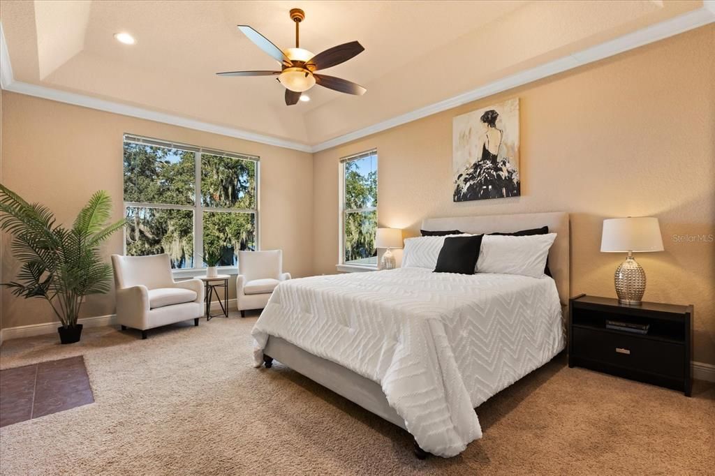 Под контрактом: $990,000 (5 спален, 4 ванн, 3811 Квадратных фут)