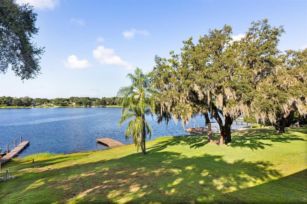 Под контрактом: $990,000 (5 спален, 4 ванн, 3811 Квадратных фут)