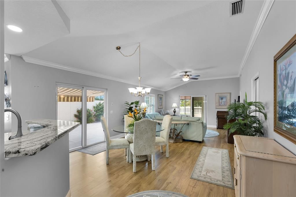 Active With Contract: $399,000 (2 beds, 2 baths, 1255 Square Feet)