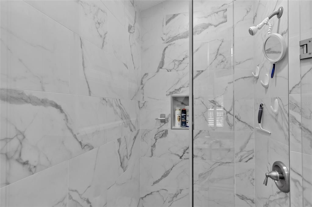 Active With Contract: $399,000 (2 beds, 2 baths, 1255 Square Feet)