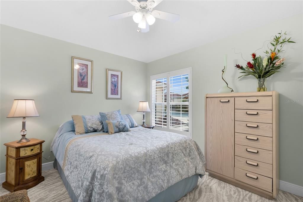 Active With Contract: $399,000 (2 beds, 2 baths, 1255 Square Feet)